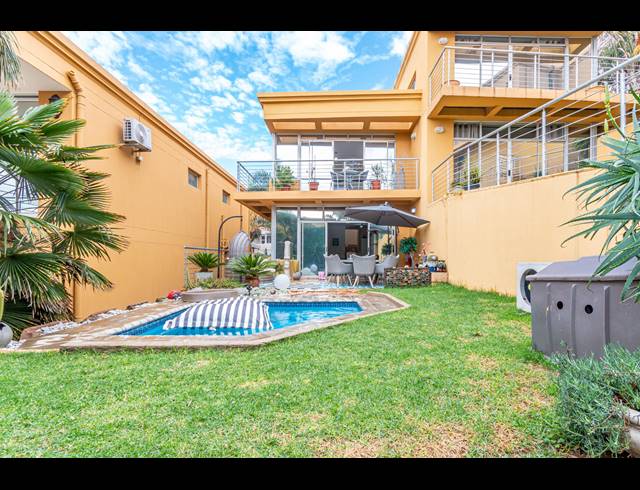 2 BEDROOM PENTHOUSE SOLD IN GLENVISTA